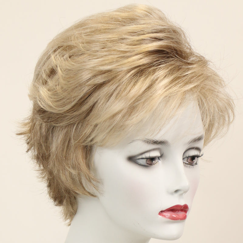 Creamy Toffee-H wig color
