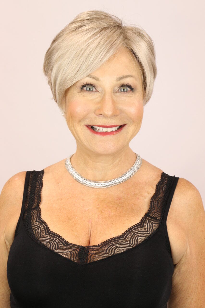 Cristi LF (short wig) Short Wig Godiva's Secret Wigs 