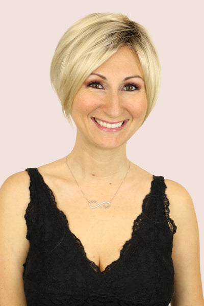 Erin LF w/ Roots (short wig) Short Wig 26 