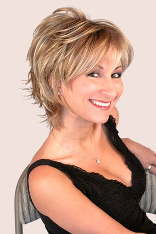 Freedom Large w/ Roots (medium wig)