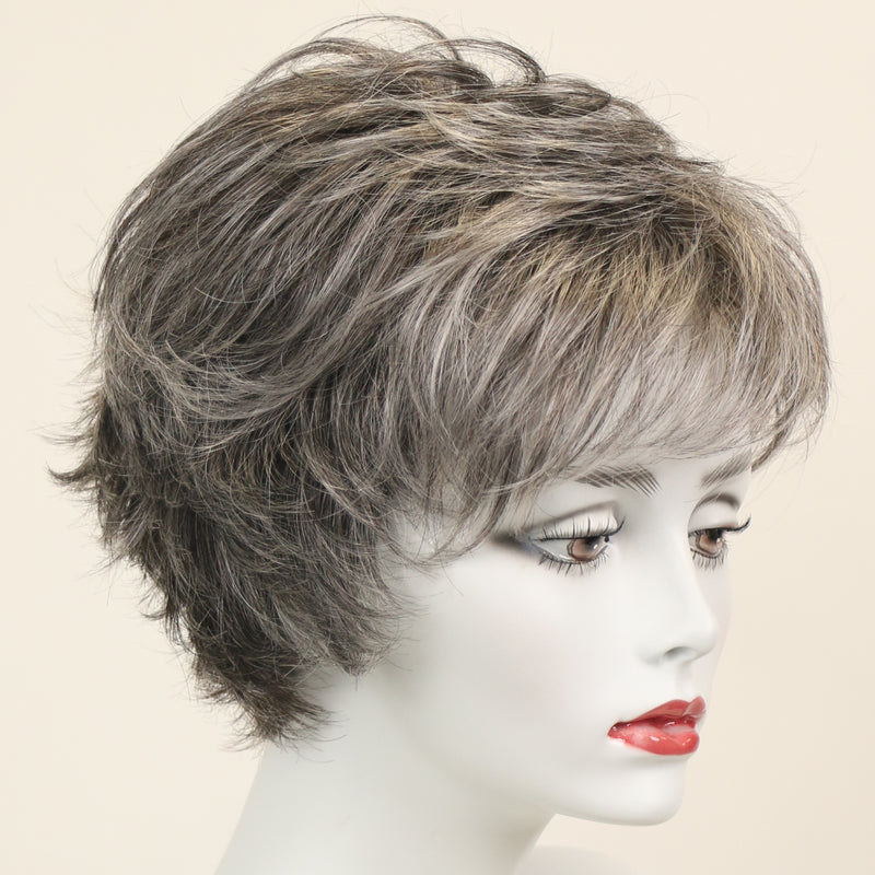 Smokey Frost-H wig color