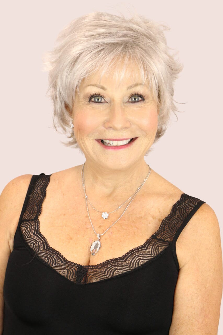 Valerie (medium wig) Medium Wig 5 